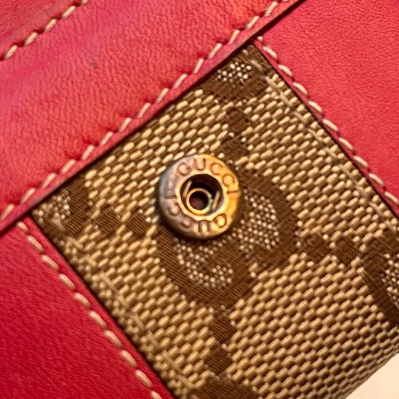 Authentic Gucci Red calf Leather/canvas Key Case in the box - Picture 7 of 13